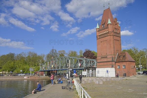 Bridge tower Hubbruecke