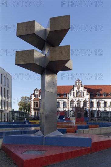 Hayek Brunnen and Alte Post Art Museum