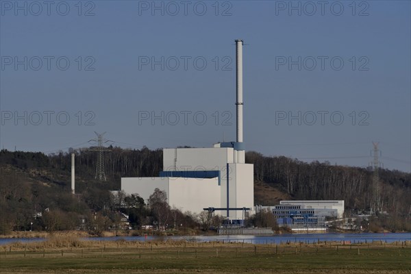 The decommissioned Kruemmel nuclear power plant on the Elbe. Geesthacht