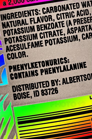 Phenylketonurics: Contains Phenylalanine