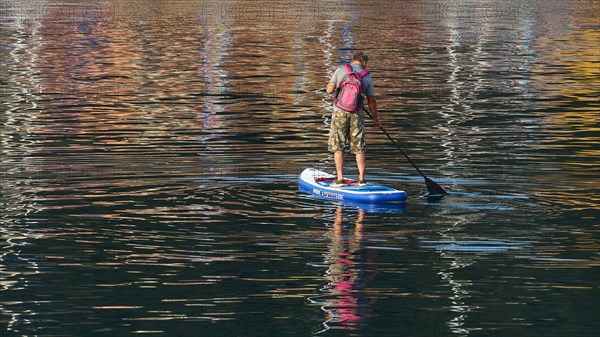 Stand-up paddler