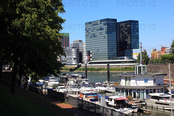 Hafenspitze with Hotel Hyatt in the Media Harbour