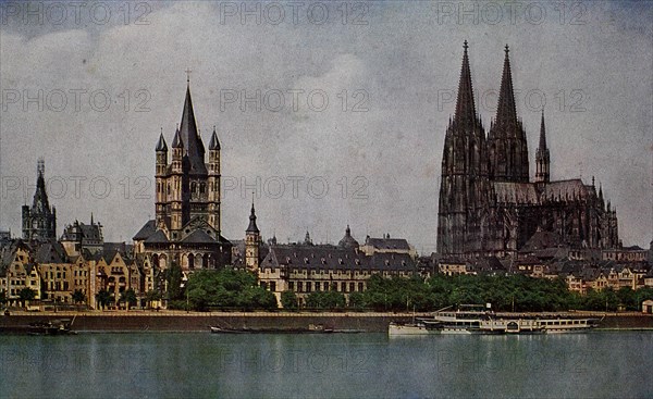 Cologne Cathedral with St. Martin and the Town Hall Tower in 1910