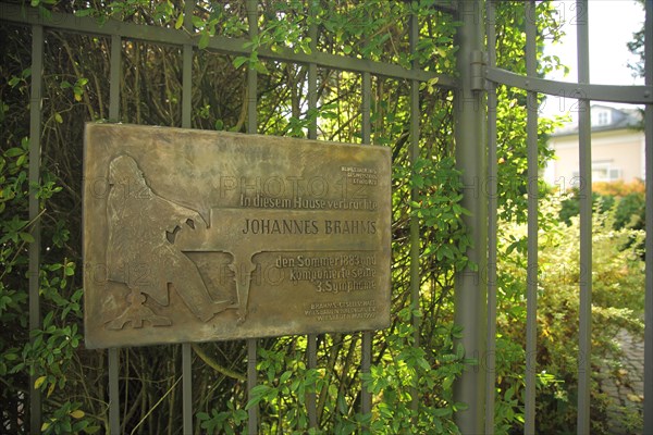 Memorial plaque to Johannes Brahms