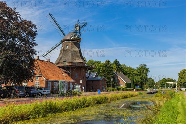 Gallery windmill in Westgrossefehn