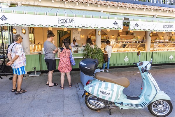 Patisserie and Cafe Fredelian in Cap Ferret