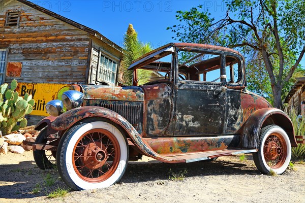 Vintage cars at the Hackberry General Store on historic Route 66. Kingman