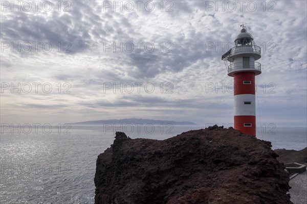 Faro de Punta de Teno