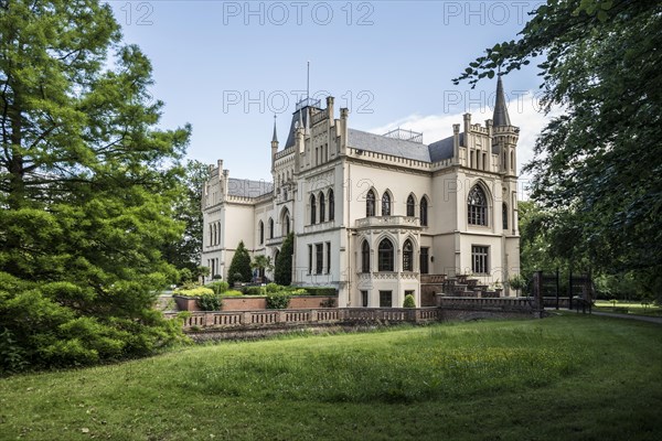 Moated castle and park