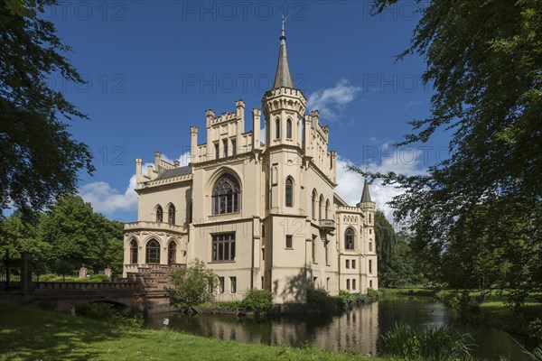 Moated castle and park