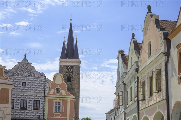 Renaissance and Baroque houses line the Zacharias von Neuhaus Market Square