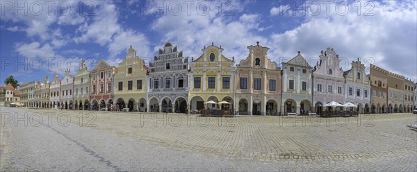 Renaissance and Baroque houses line the Zacharias von Neuhaus Market Square