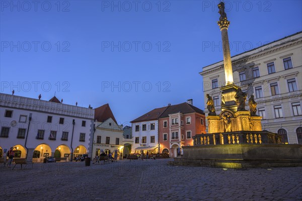 Nam Svornosti Square in the evening