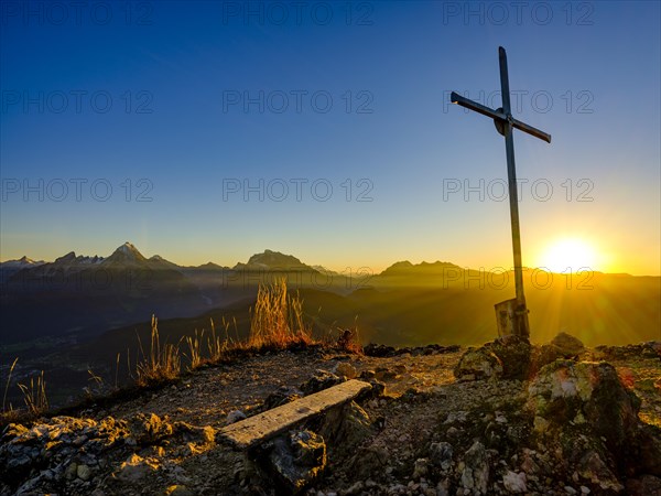 Rauher Kopf summit cross at sunset