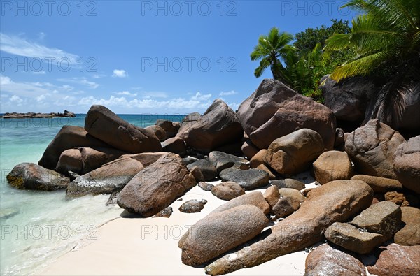 Granite rocks on the beach of Anse Source dArgent