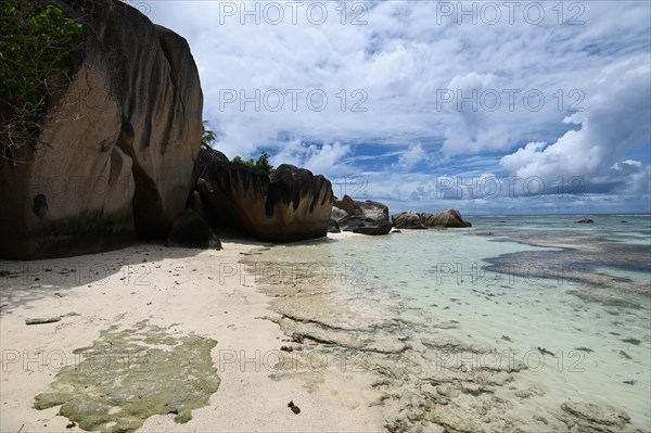 Granite rocks on the beach of Anse Source dArgent