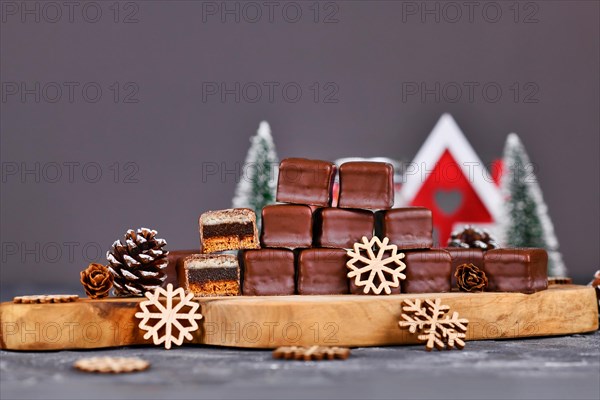 Traditional German sweets called 'Dominosteine'. Christmas candy consisting of gingerbread