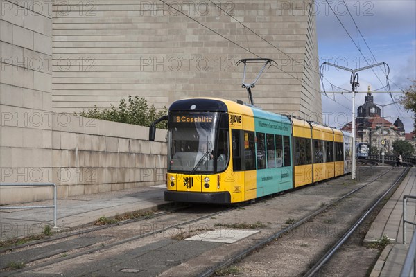 Tram stop Neue Synagoge