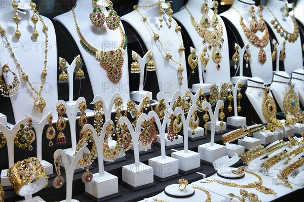 Gold jewellery in Goldsouk Dubai