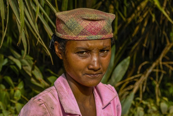 Traditional head on a woman