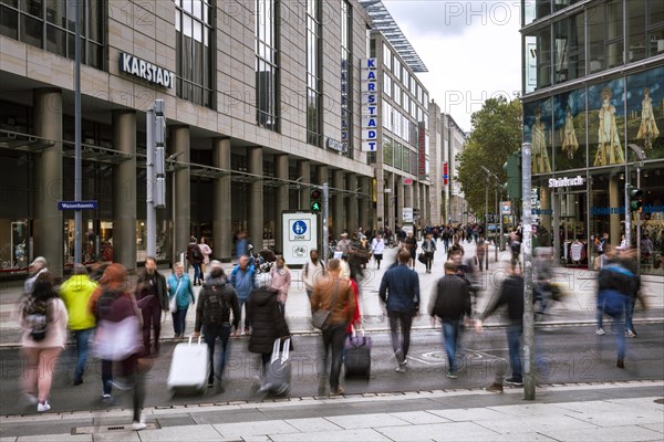 Pedestrian zone Prager Strasse