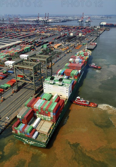 Evergreen Container Ship & Tugs Docking at Terminal