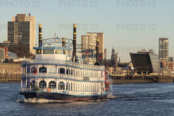 MS Louisiana Star