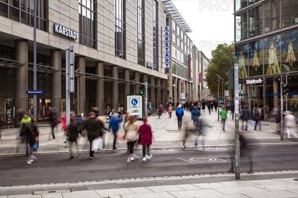 Pedestrian zone Prager Strasse