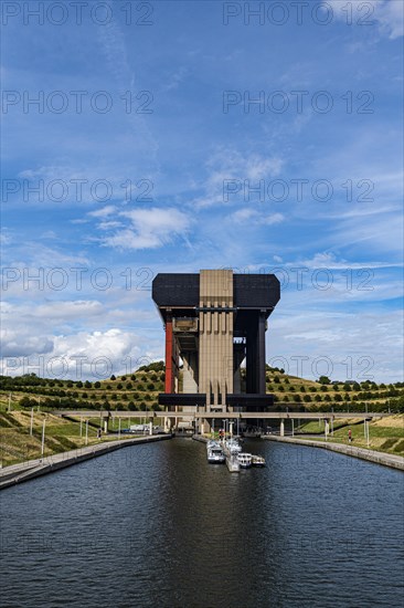 Strepy-Thieu boat lift one of the worlds largest boat lifts