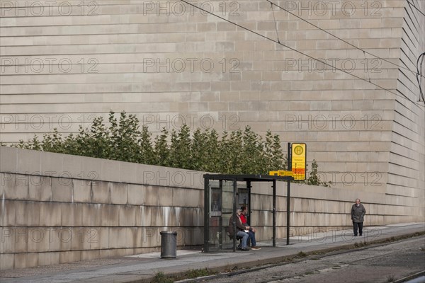 Tram stop Neue Synagoge