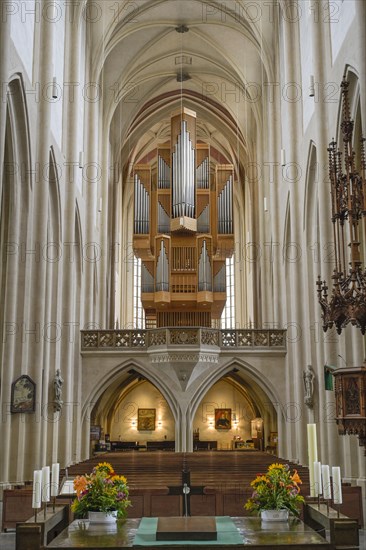 Nave with Rieger organ