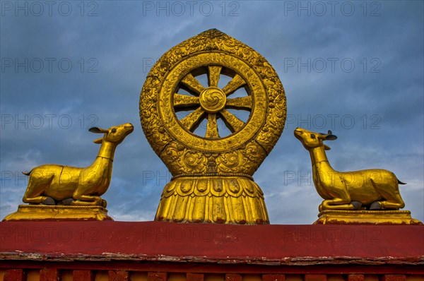 Buddhist symbols on the roof of the Jokhang temple