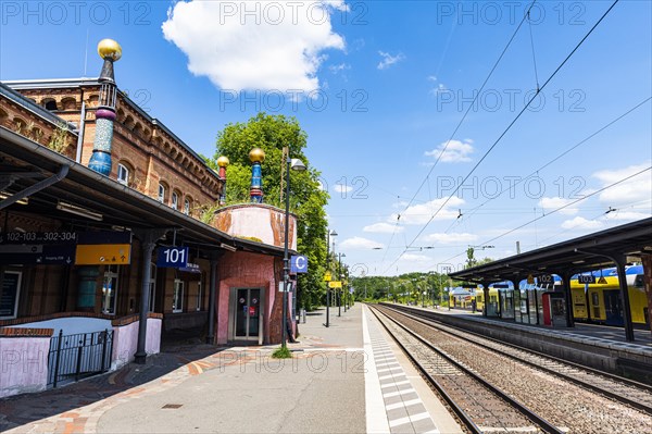 Hundertwasser railway station