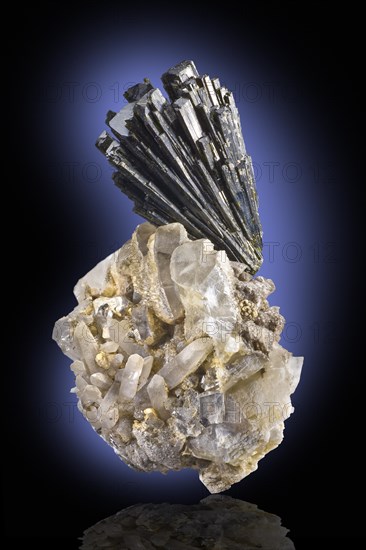 Epidote on Quartz