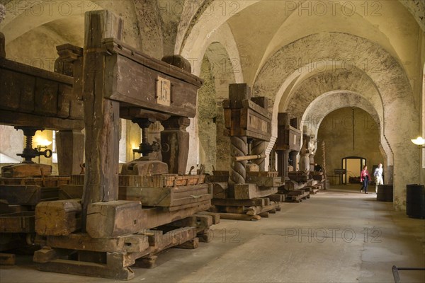 Wine presses