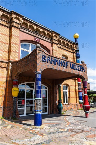 Hundertwasser railway station