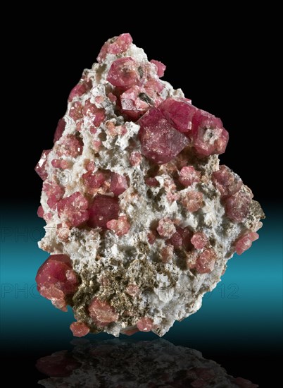 Garnet variety Grossular