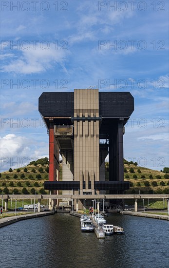 Strepy-Thieu boat lift one of the worlds largest boat lifts