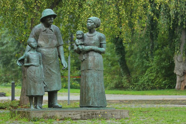 Sculpture and monument to Albert Schweitzer by Gerhard Geyer