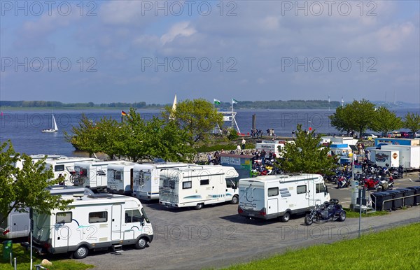 Motorhome site in Luehe Gruenendeich an der Elbe