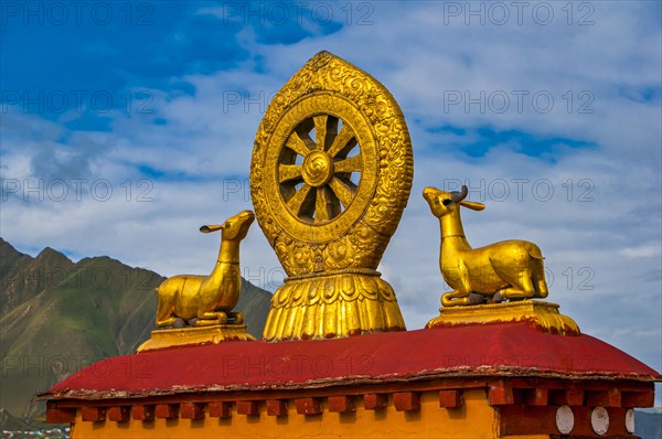 Buddhist symbols on the roof of the Jokhang temple