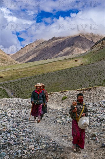 Pilgrims on the Kailash Kora