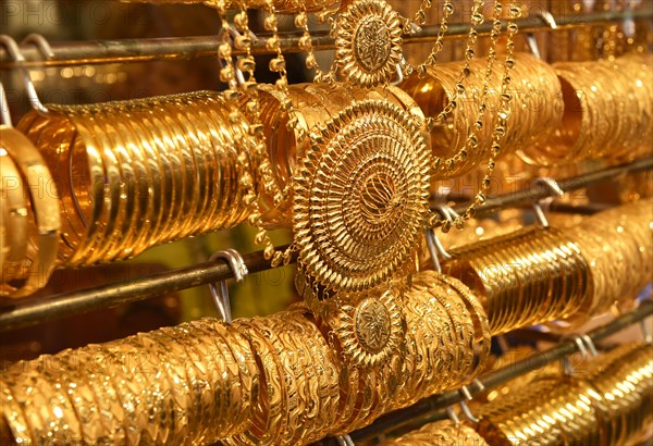 Gold jewellery in Goldsouk Dubai