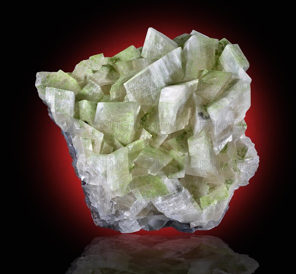 Duftite on Calcite