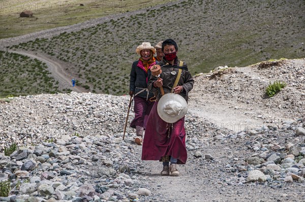 Pilgrims on the Kailash Kora