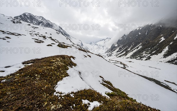 Cloudy mountains