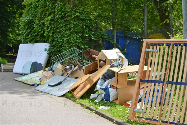 Bulky waste including old furniture