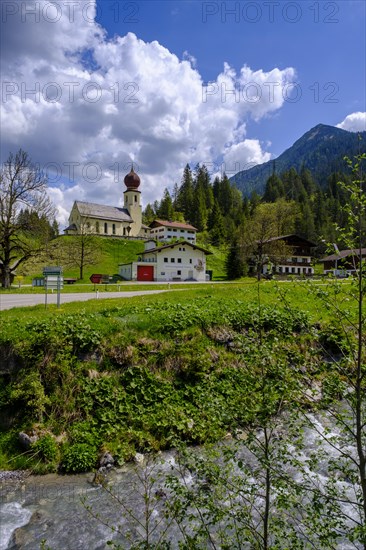 Namlos with St. Martin's Church