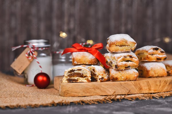 Small German Stollen cake pieces