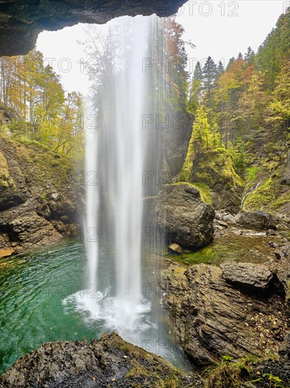 Berglistueber waterfall